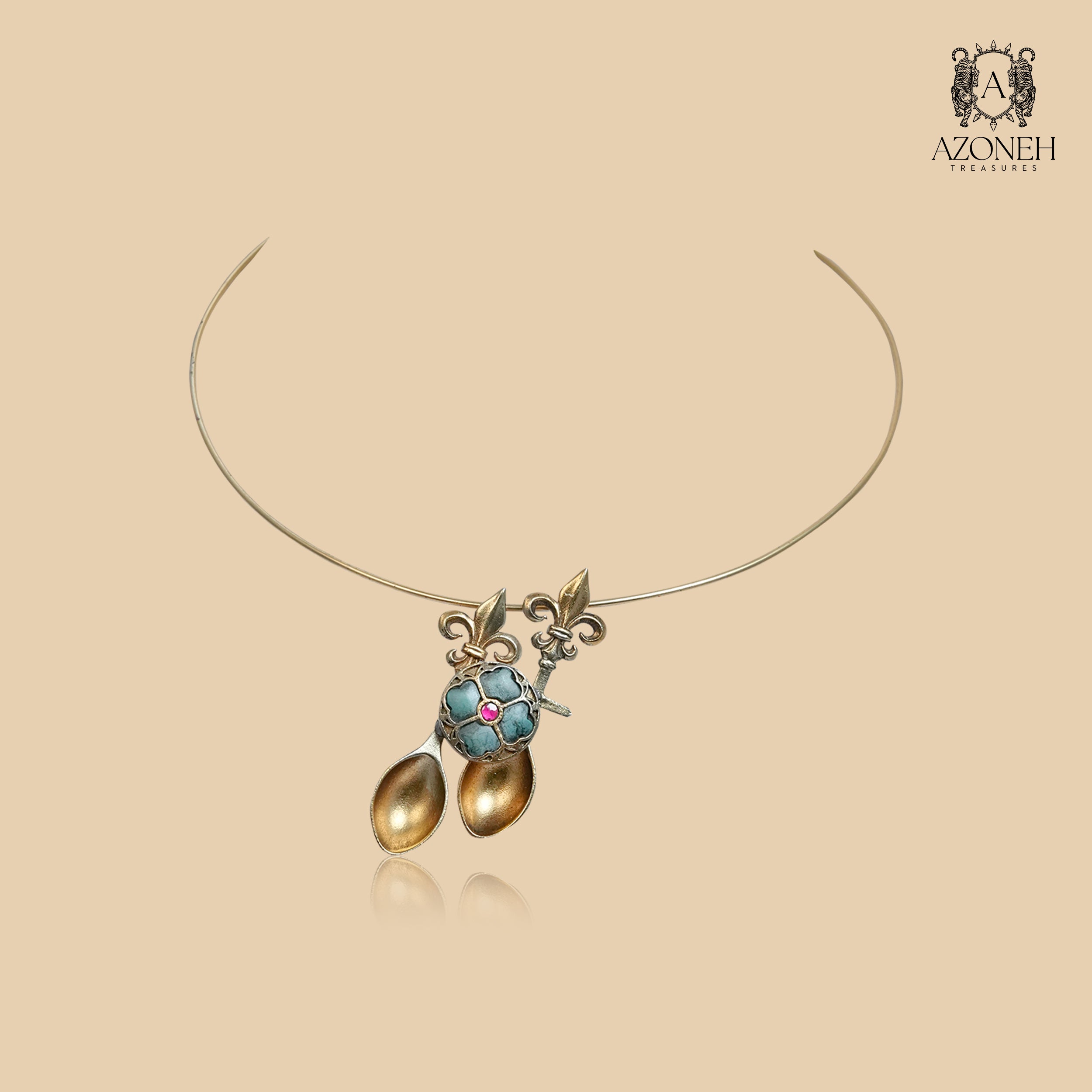 Elira Minimal Collar