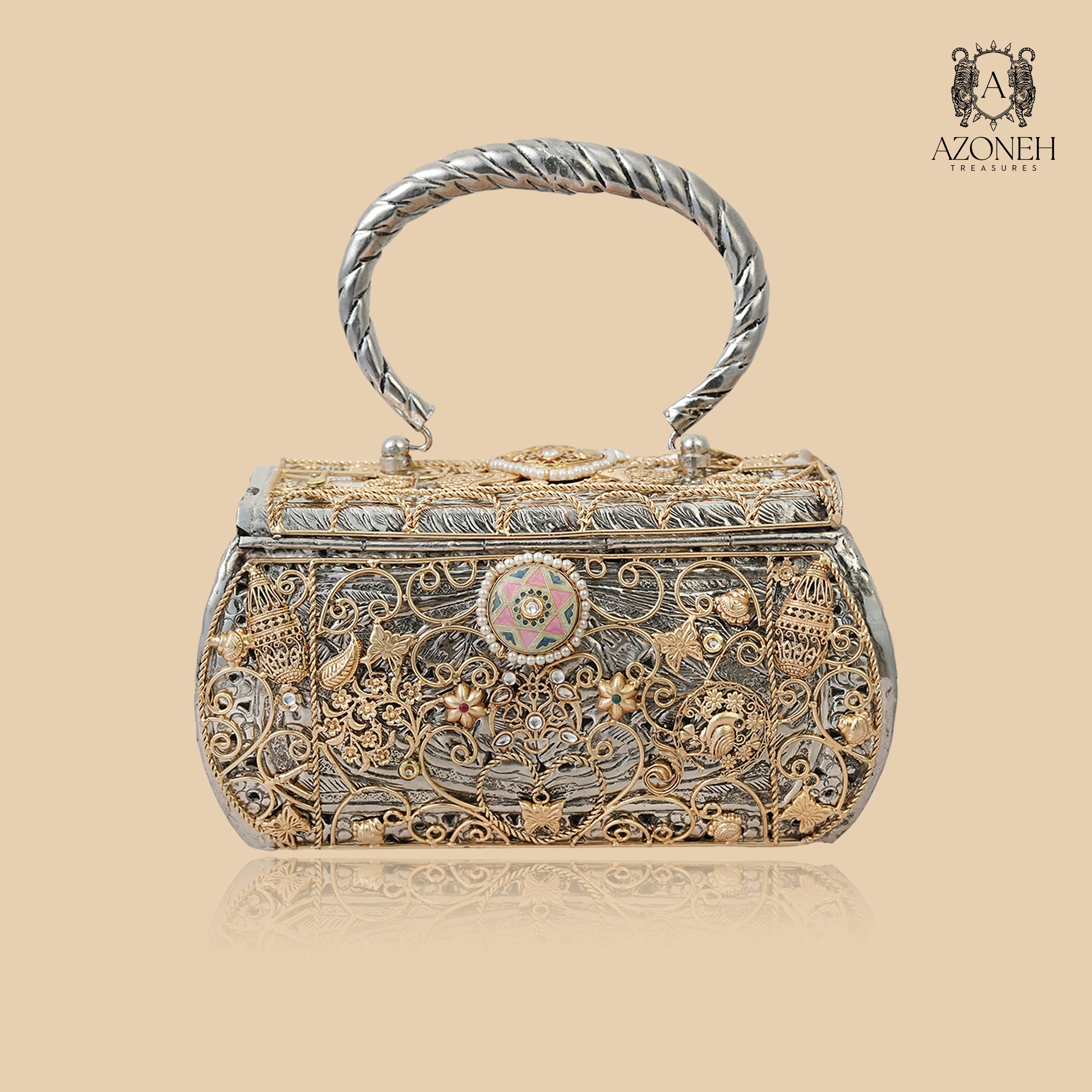 Sorelle Imperial Clutch