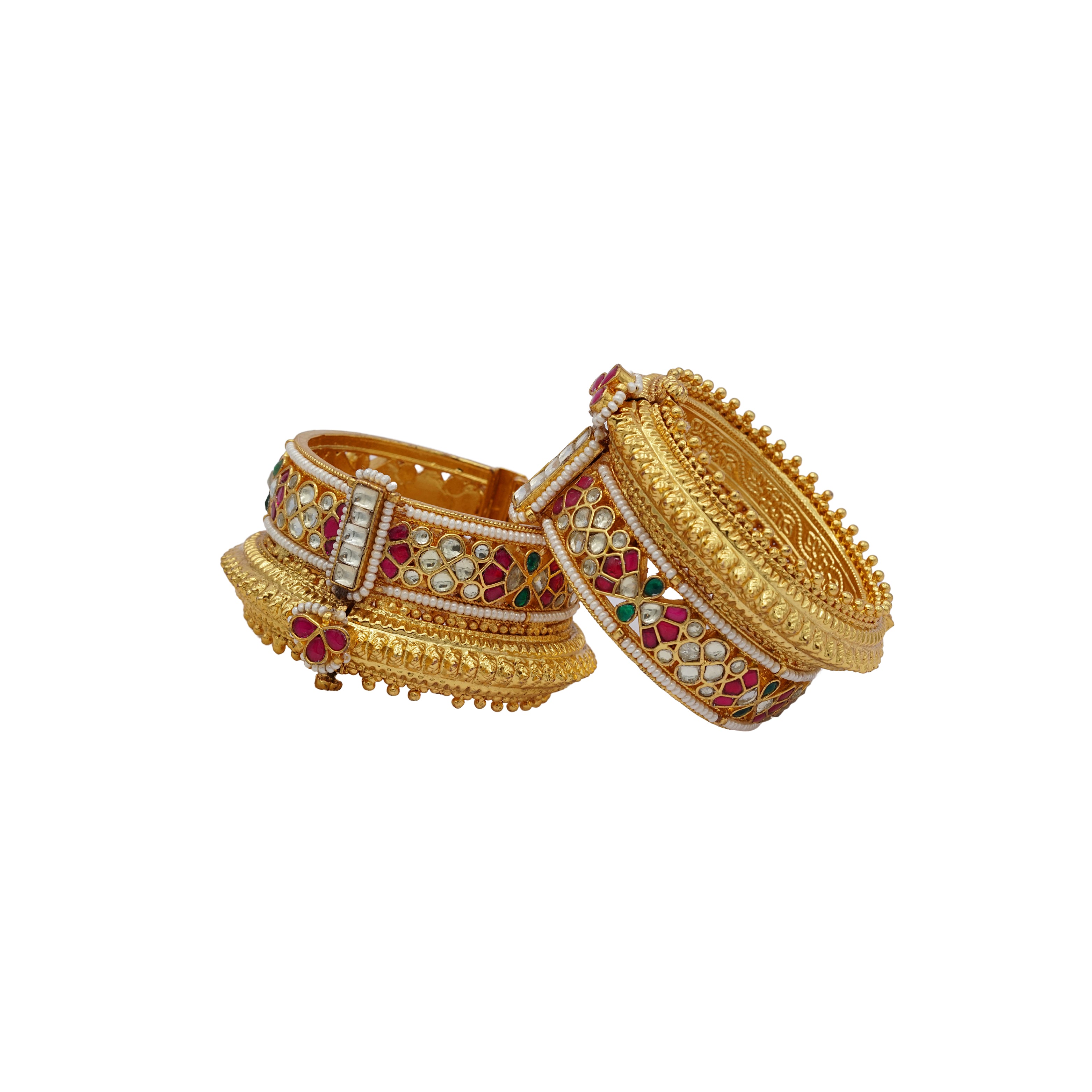 Heavy patterned kundan kada