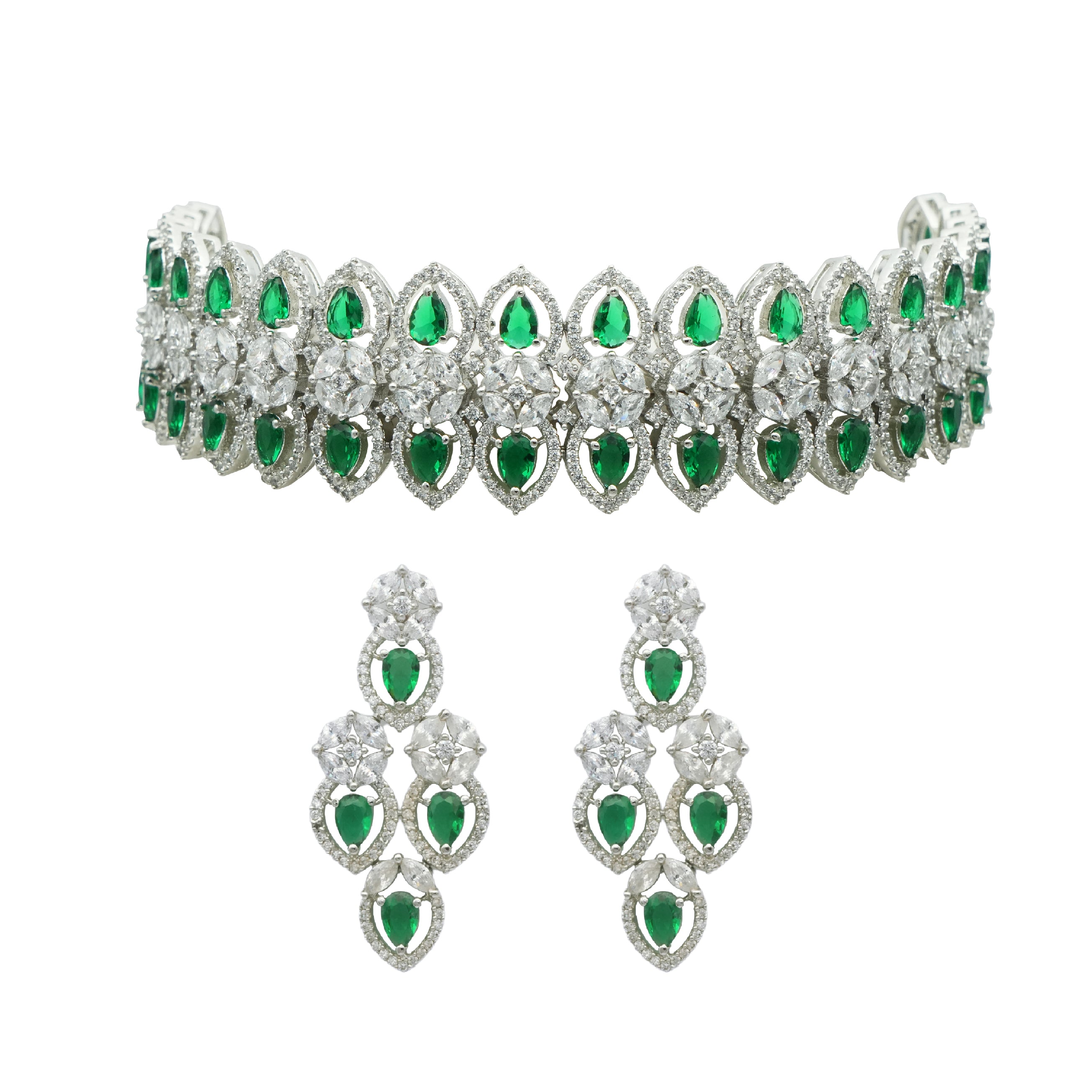 Handcrafted Necklace with lustrous emeralds