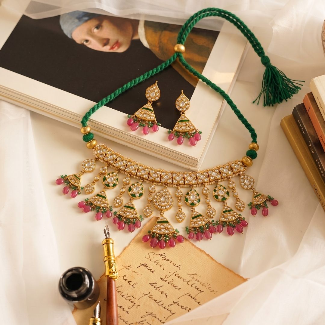 Virezza Choker Set