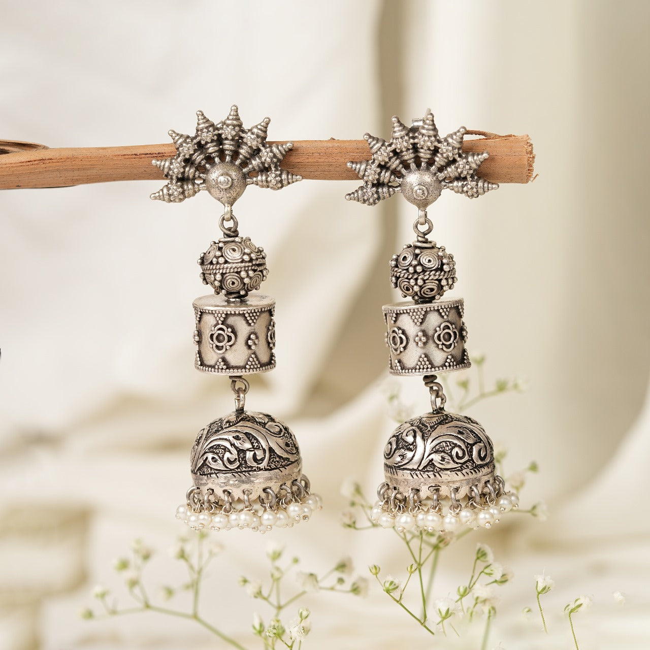 Tanvi Tarang Jhumka