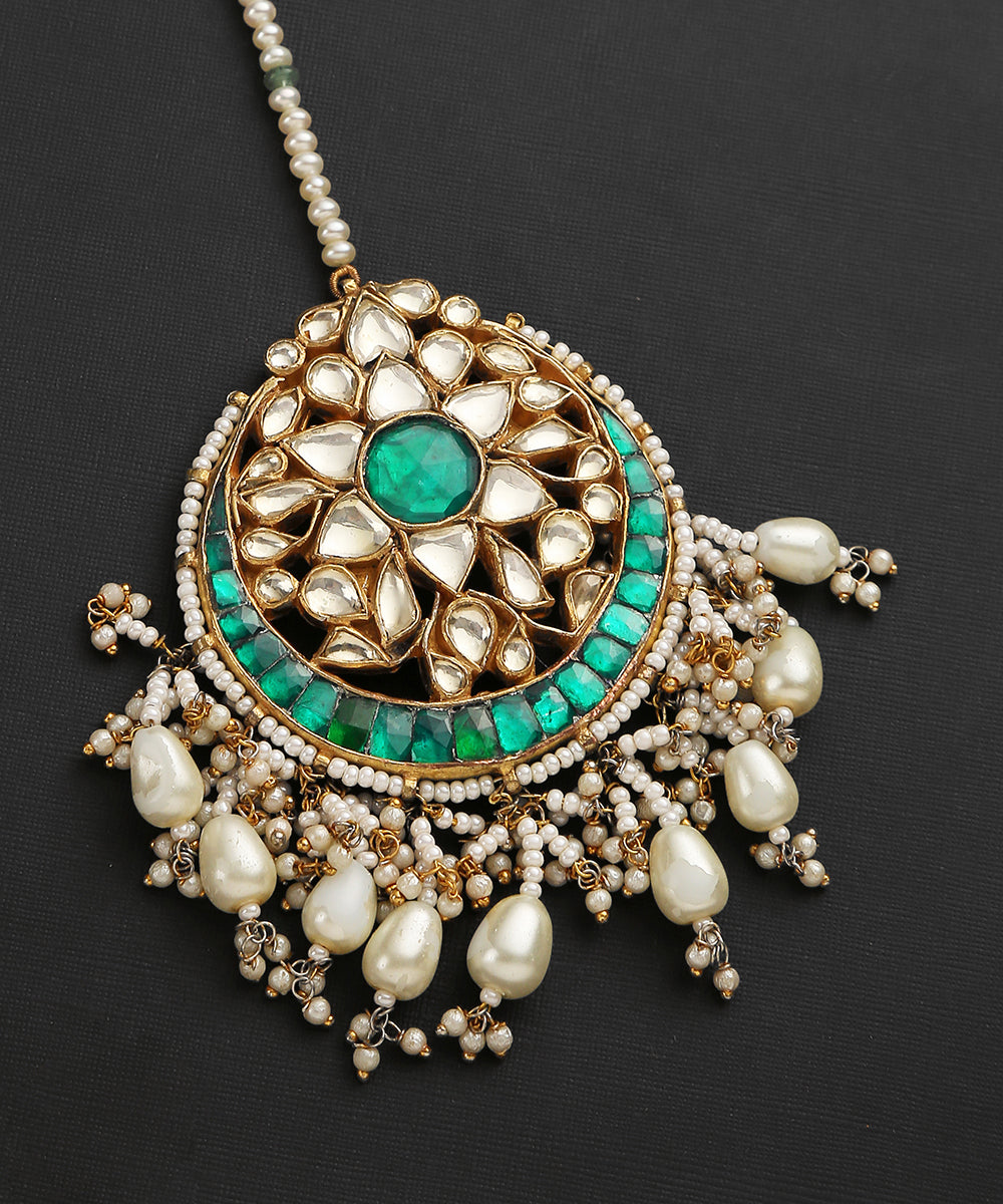 Neysa_Maang_Tika_With_Kundan_And_Pearls_Handcrafted_in_Pure_Silver
_Silver Tribe_02